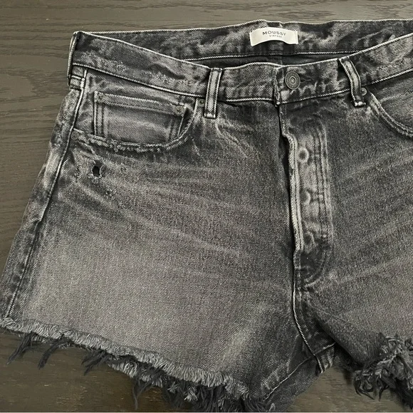Moussy Vintage Perrysburg Denim Shorts Size 31 NEW